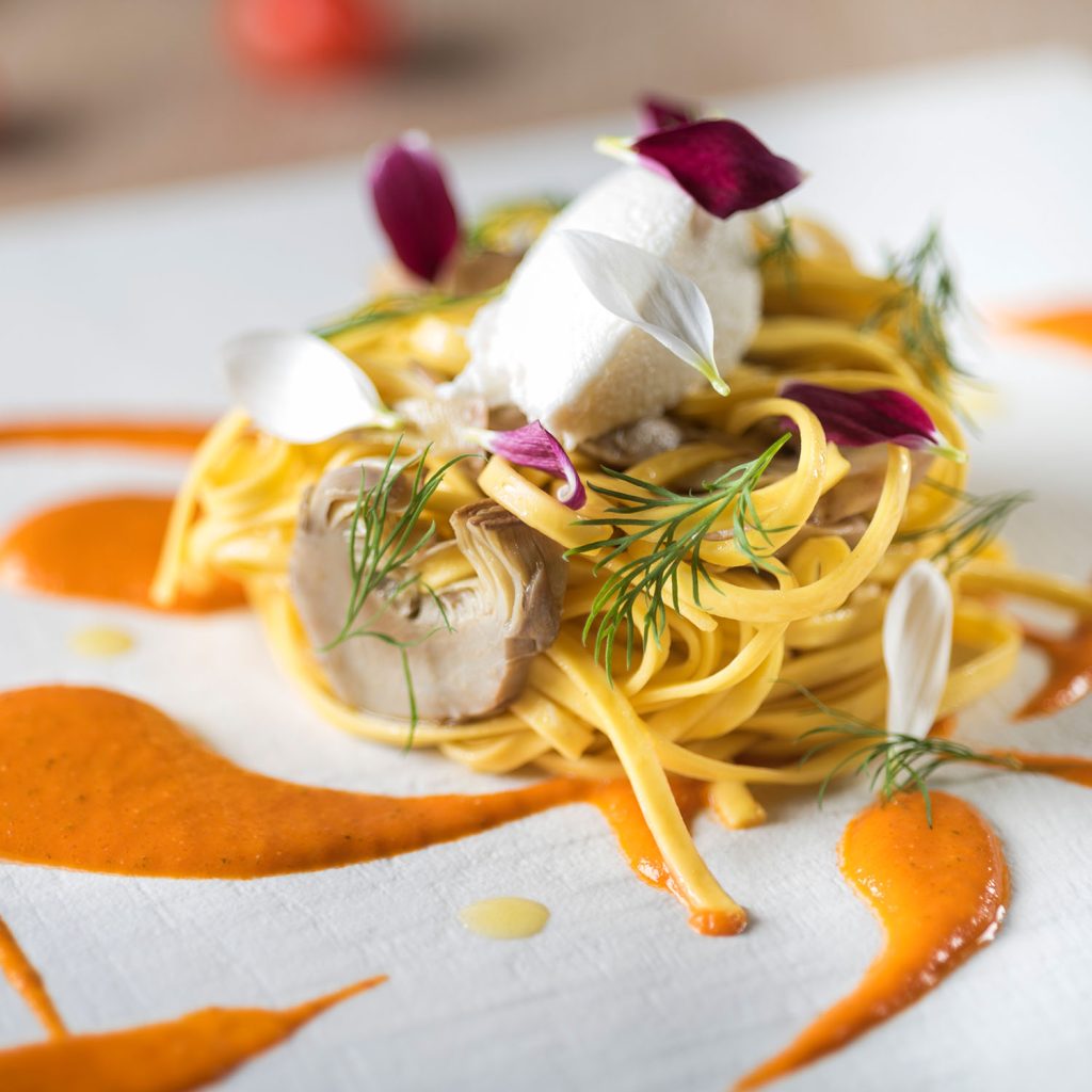 Seguire Novella Cucina significa entrare in un mondo fatto di passione