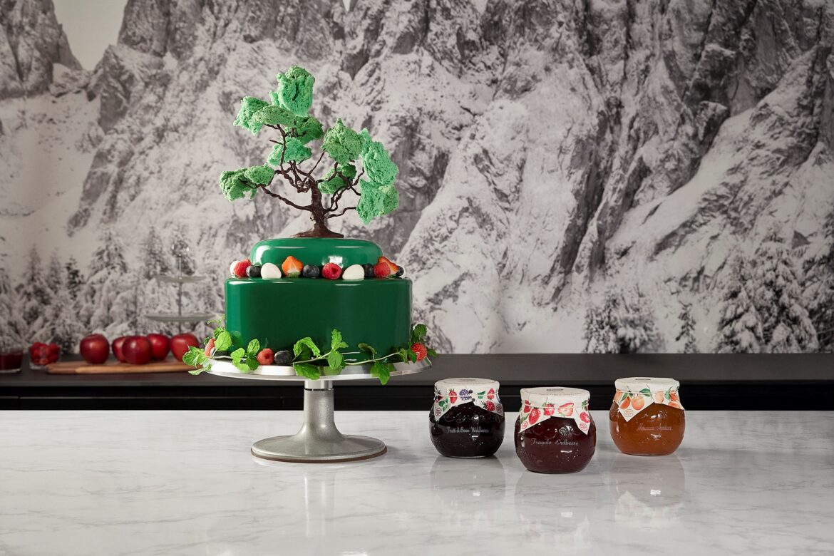 menz&gasser 90 anni torta celebrativa edel