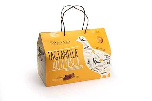 Dolce lievitato Fagianella® Borsari alla pesca in astuccio, icona della tradizione pasquale di IDB Industria Dolciaria Borsari.
