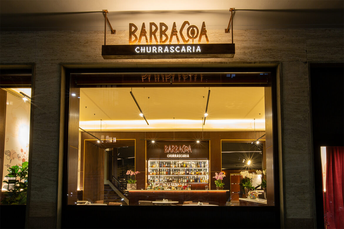 Esterno del ristorante Barbacoa Milano in via Scipio Slataper 19, nell'ex Cinema Istria