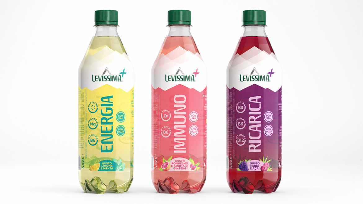 Tre bottiglie Levissima+ Energia, Immuno e Ricarica con la nuova grafica su fondo chiaro